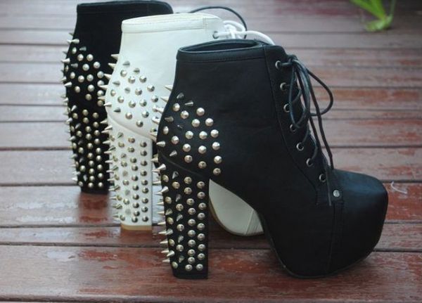 Lita Inspired Spikes